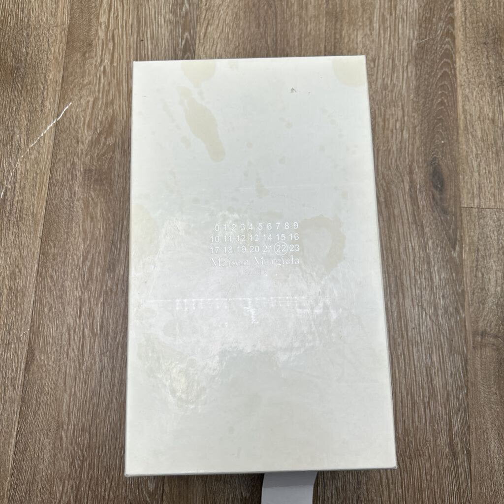 Preowned Maison Margiela Replica Grey Gum size 44