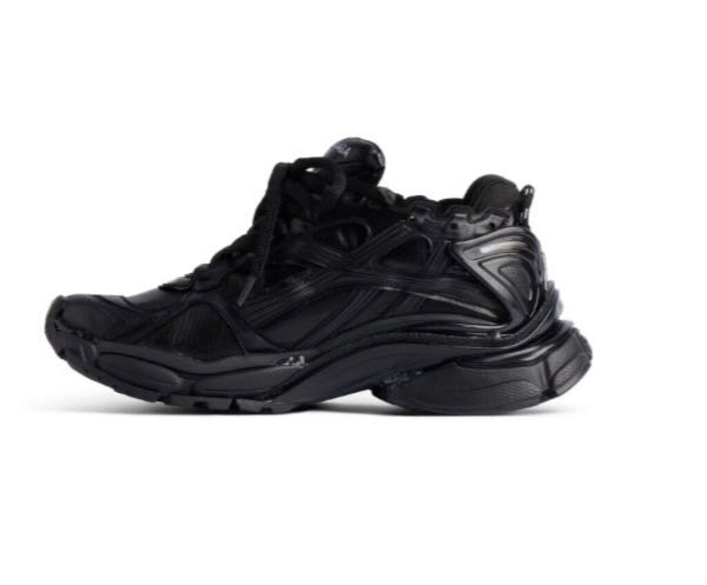 New Balenciaga Runner Black Black size 47