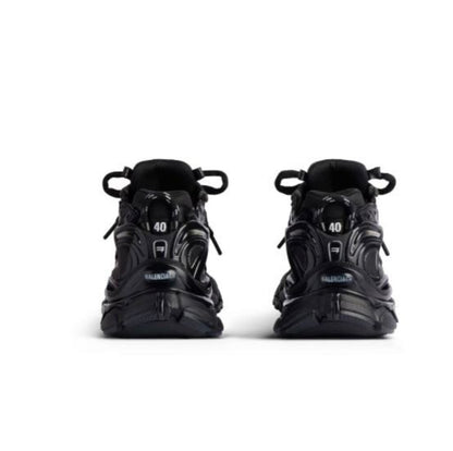 New Balenciaga Runner Black Black size 47