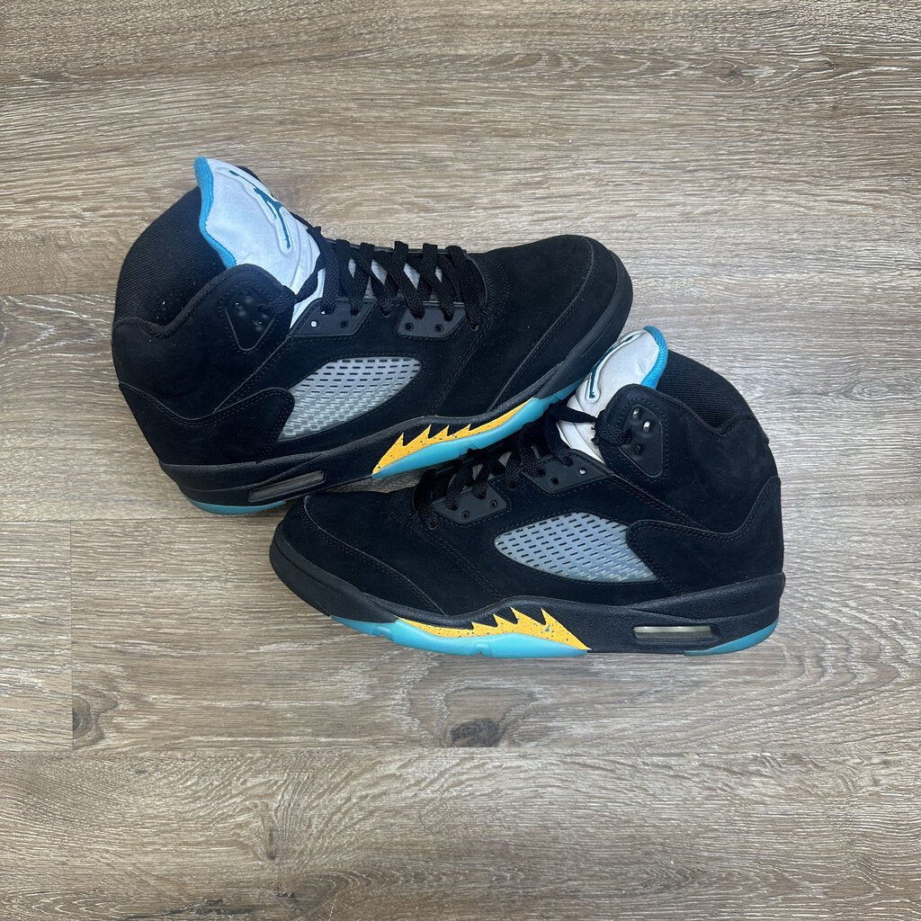 Preowned Jordan 5 Aqua size 10.5