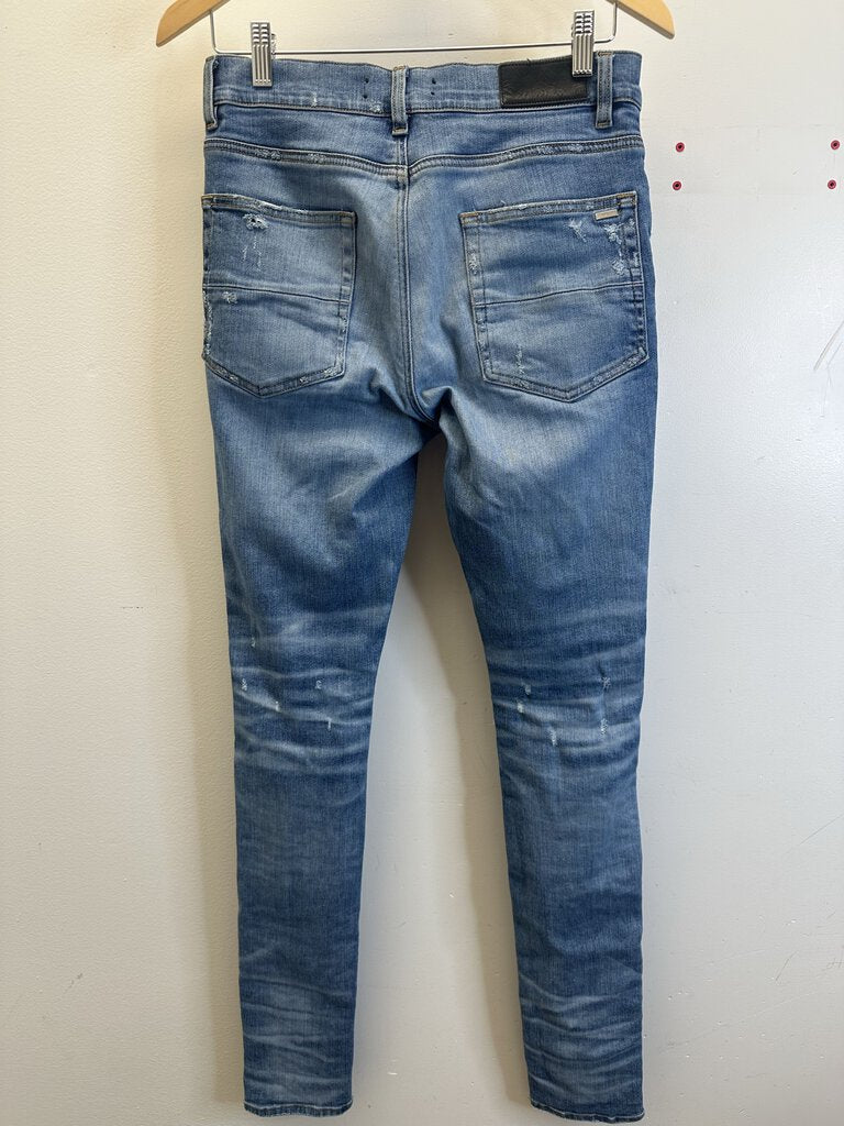 Preowned Amiri Lightwash Gradient Rip Size 31