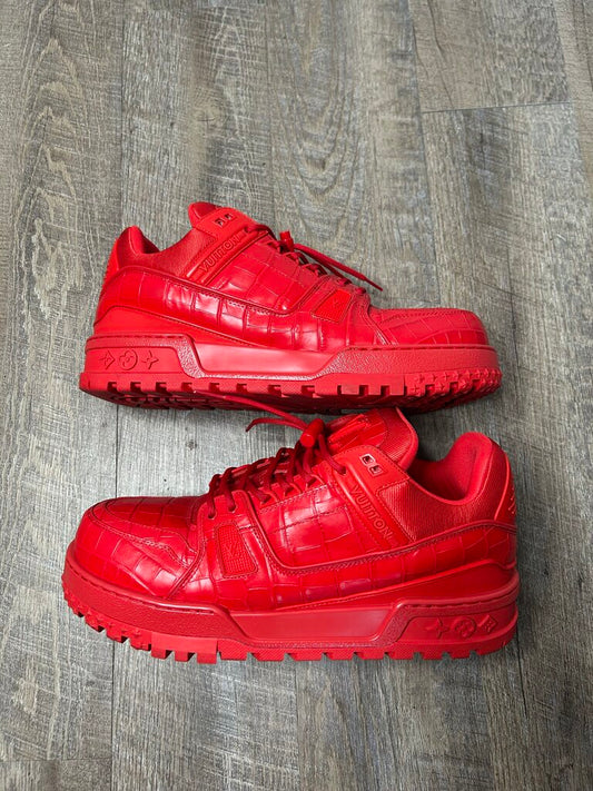 Preowned Louis Vuitton Red Alligator Maxi sz.11LV(13M)(NO BOX)