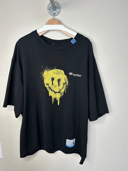 Preowned Maison Mihara Melted Smiley Face Sz. 50
