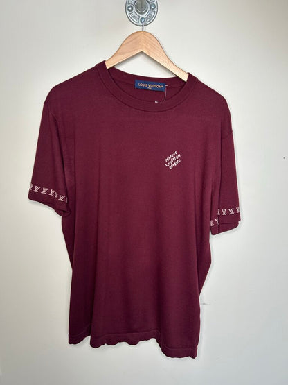 Preowned Louis Vuitton Maroon Marque Tee Size Large