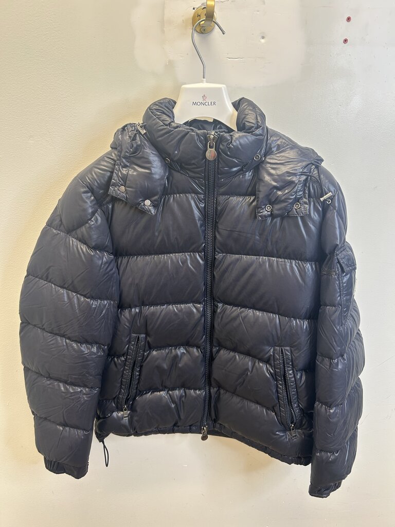 Preowned Moncler Navy Puffer Size 3