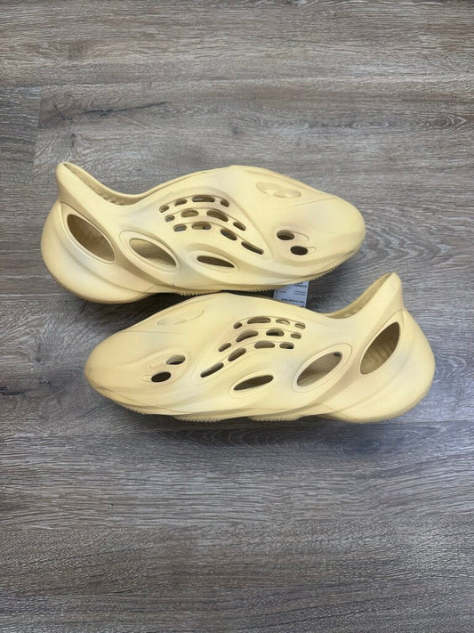 New Yeezy Foaruner Yellow Size 13 (No Box)