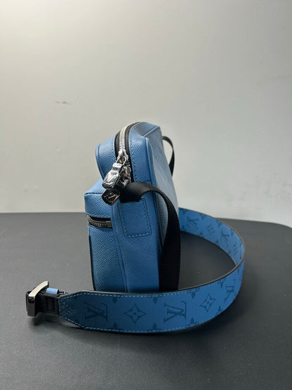 Preowned Louis Vuitton Baby Blue Monogram Messenger