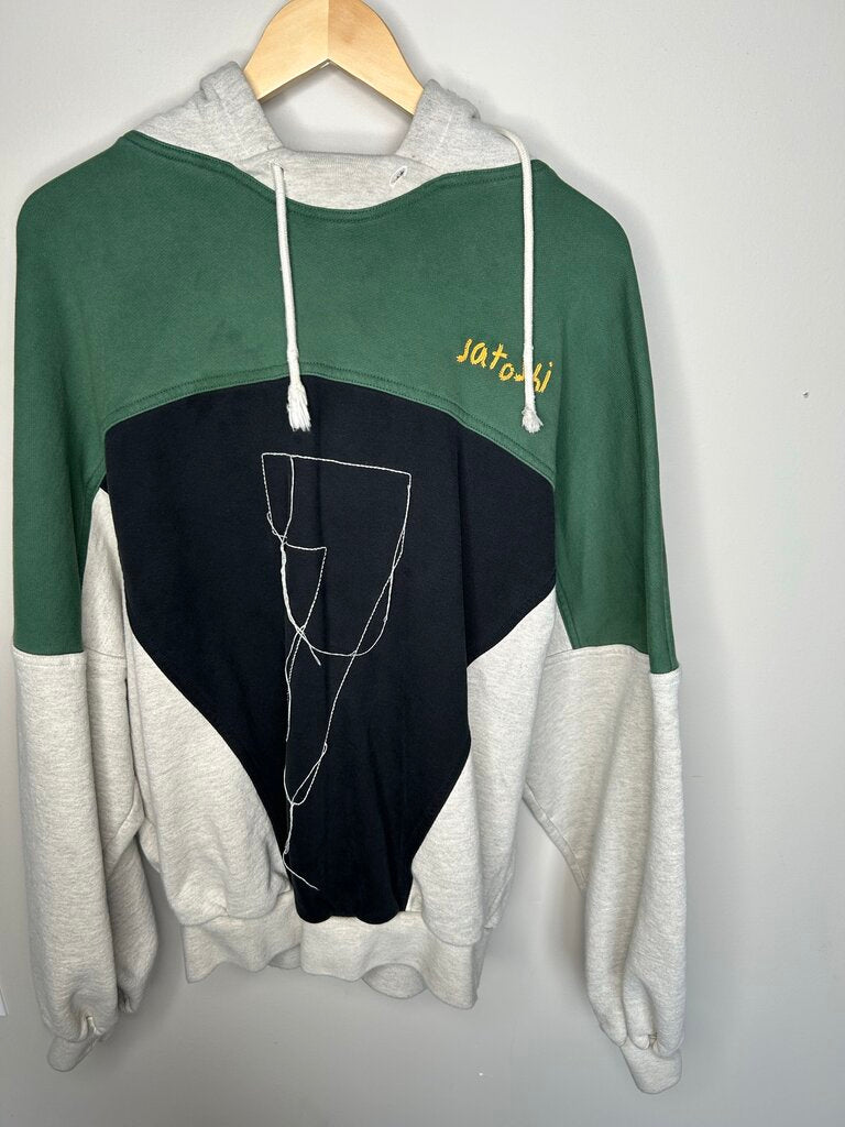 Preowned Satoshi Nakomoto 7 Hoodie sz.