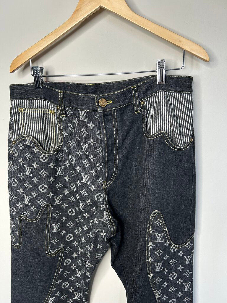 Preowned Louis Vuitton Nigo Monogram Black Denim size 32