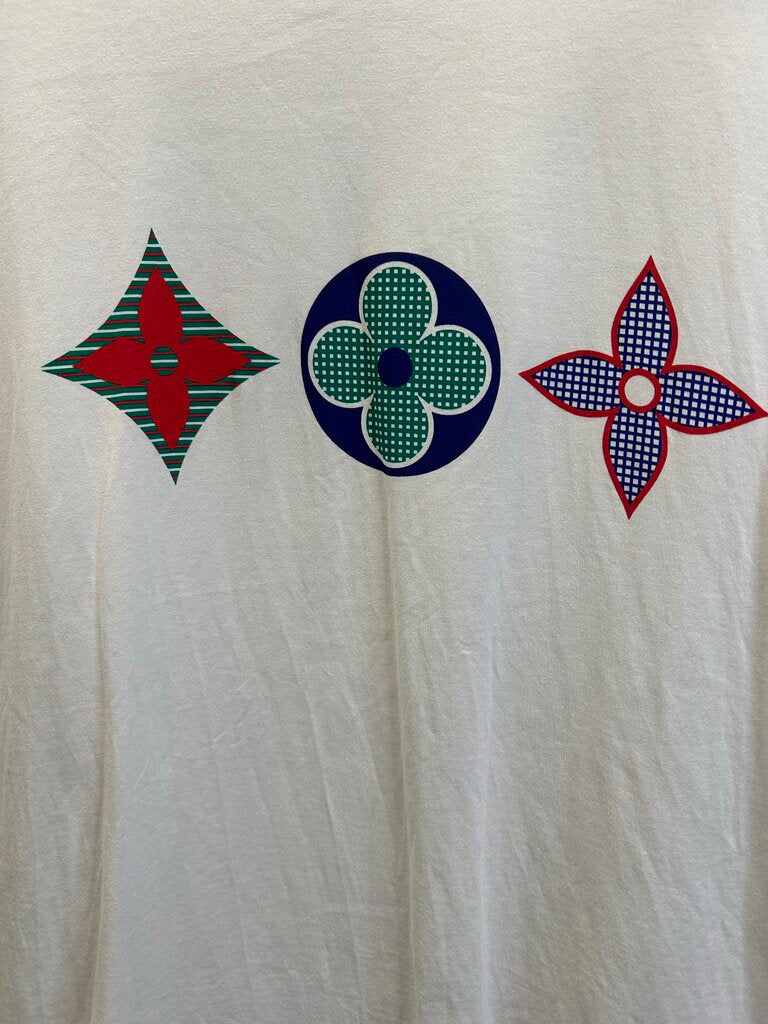 Preowned Louis Vuitton White Multi Color Logo Tee Size Large