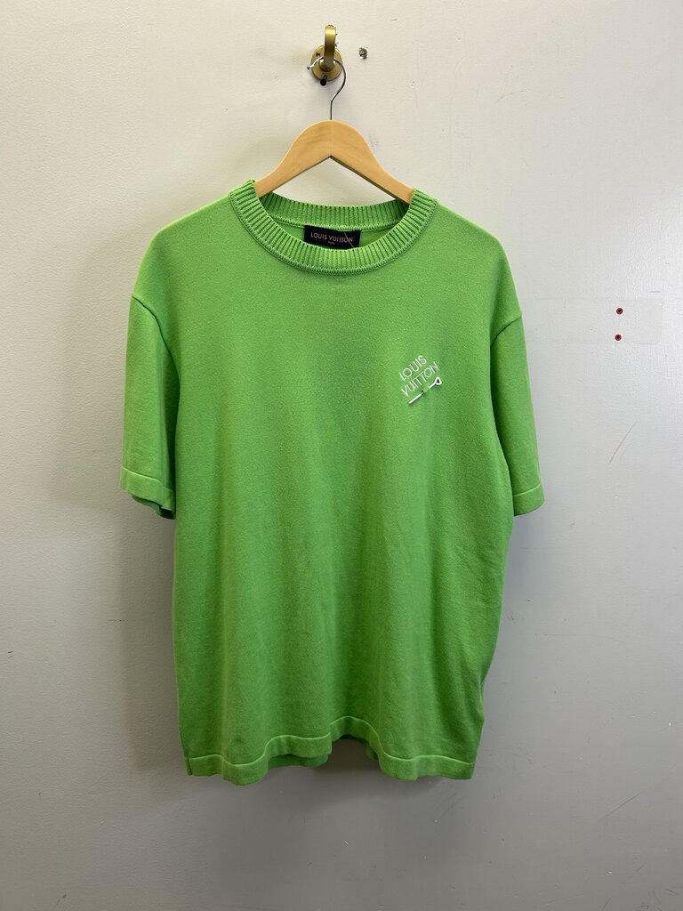 Preowned Louis Vuitton Green Pin Tee Size Medium