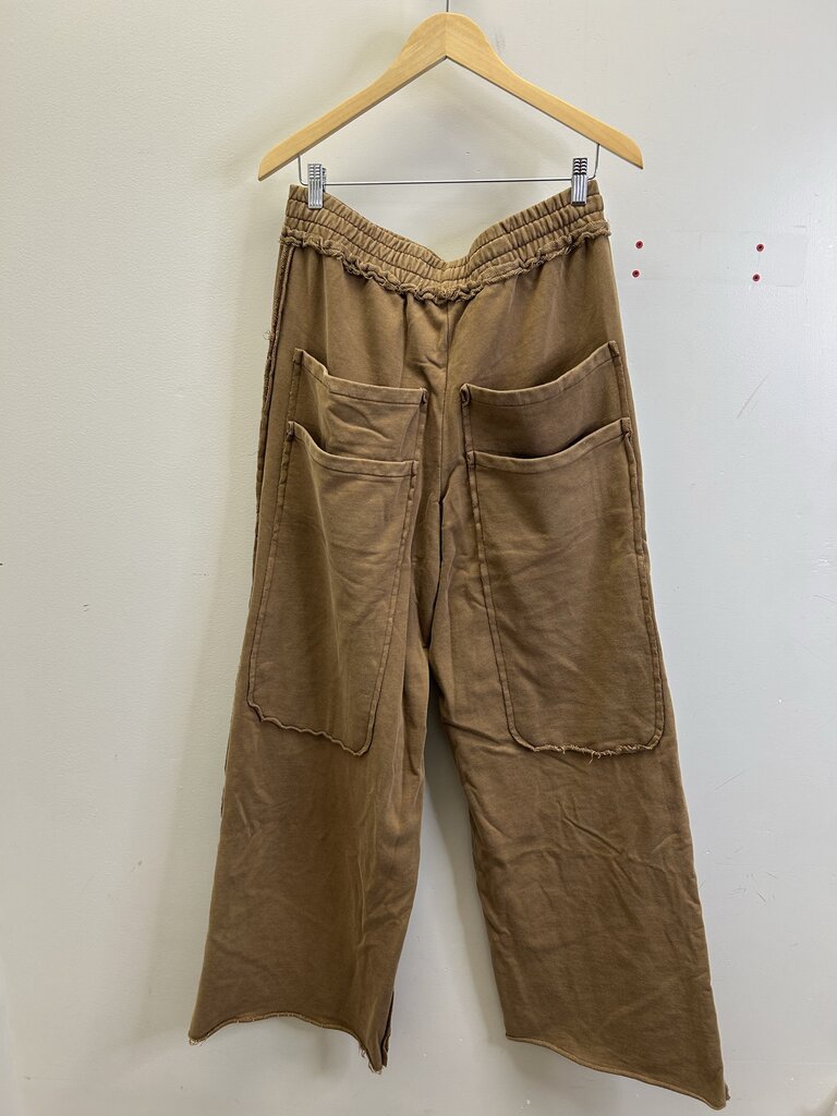 New HMDD Inside Out Brown Sweatpants Size Large