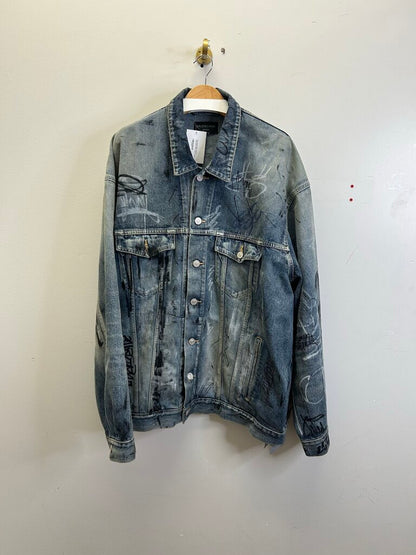 New Balenciaga Graffiti Lightwash Jacket Size 3 (2XL)