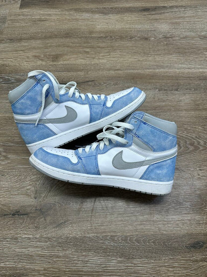 Preowned Jordan 1 Hyper Royal size 11(no box)