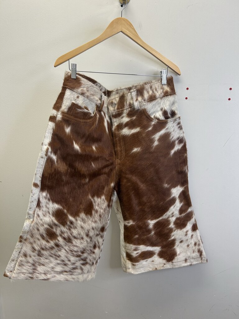 New NYRVA Mohair Tan Shorts Size 38