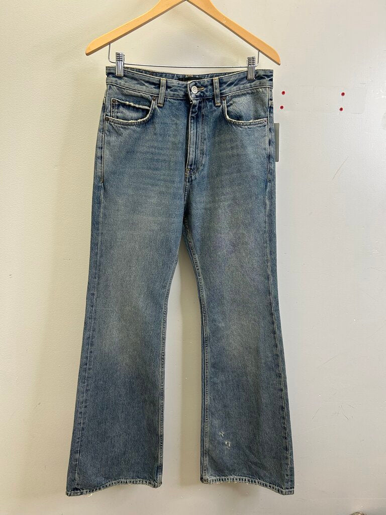 New Balenciaga Lightwash Flare Denim size 29/30