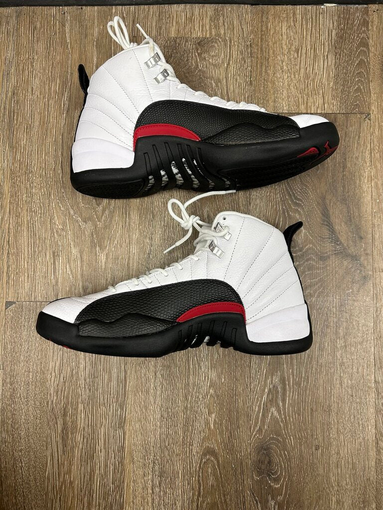 Preowned Jordan 12 Taxi Flip Size 9