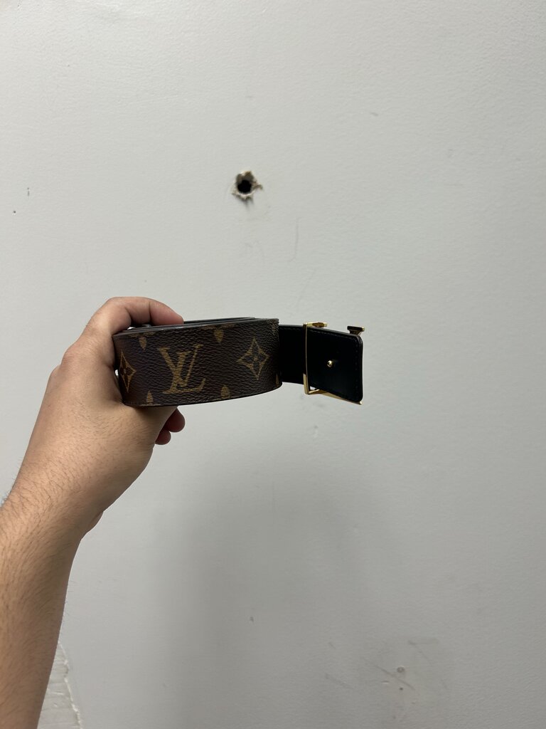 Preowned Louis Vuitton Brown Monogram Belt size 110(38-40)