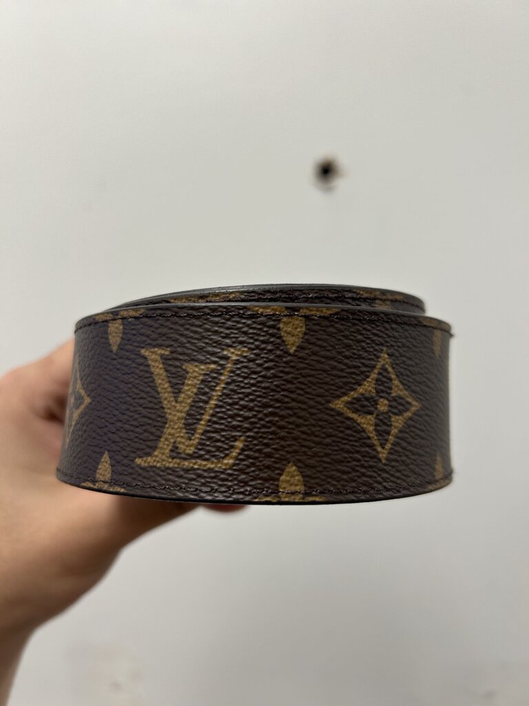 Preowned Louis Vuitton Brown Monogram Belt size 110(38-40)
