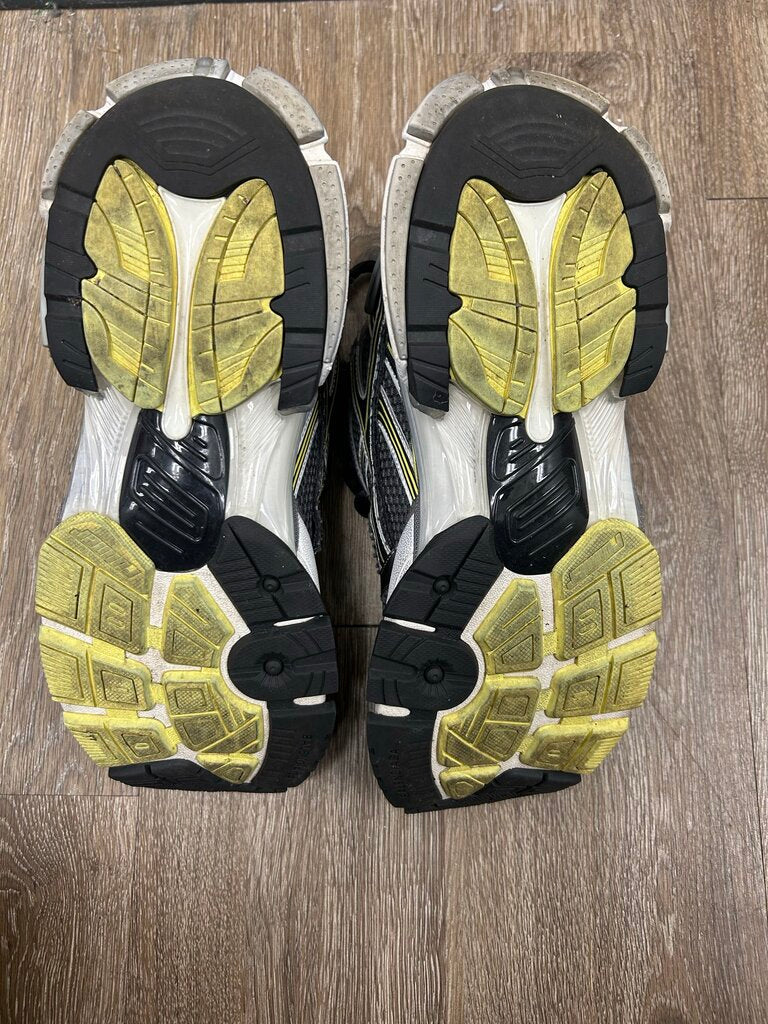 Preowened Balenciaga Runner Grey Blue Green Sz 41