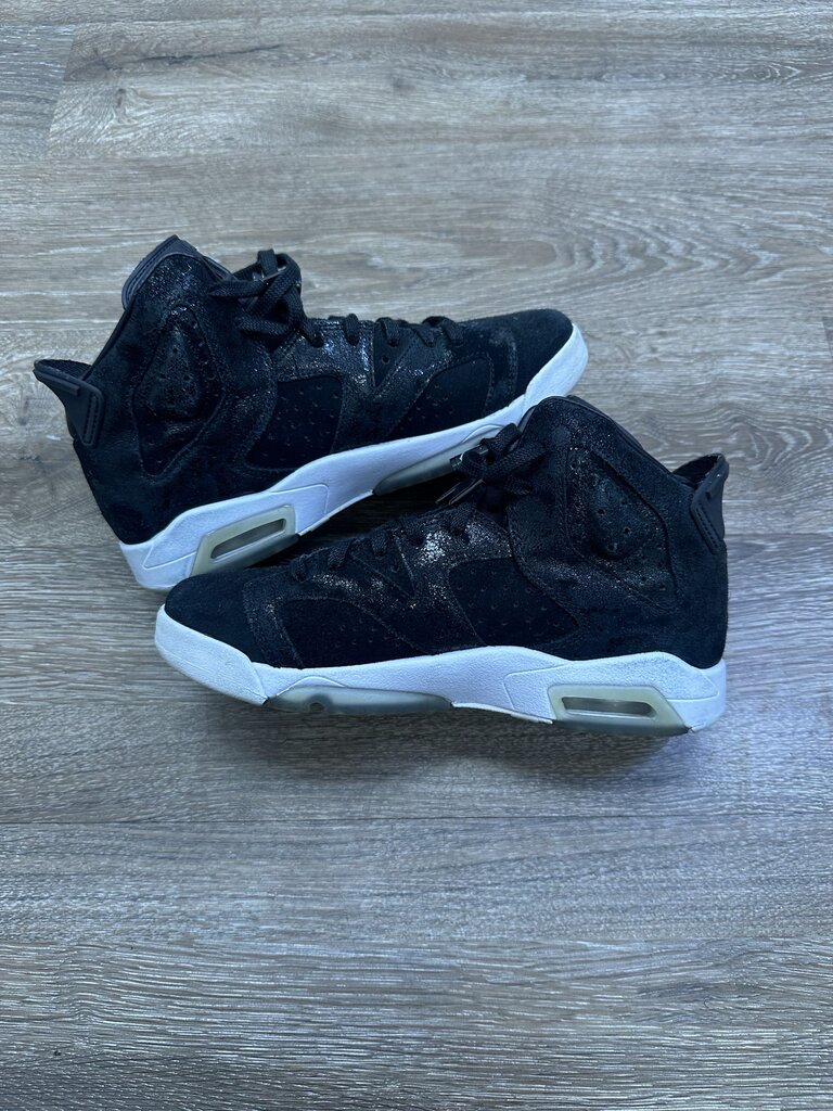 Preowned Jordan 6 Heiress Size 6