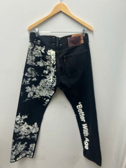 Preowned Better With Age AOP Black Denim Size 34