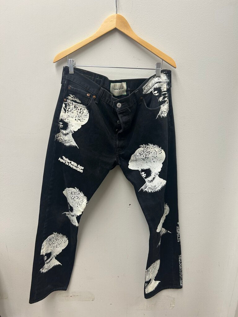 Preowned Better With Age AOP Black Denim Size 34