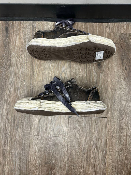 Preowned MMY Converse Aged Black Size 43