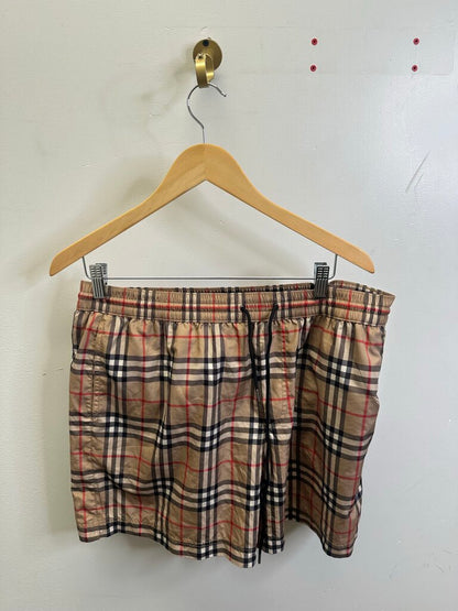 Preowned Burberry Trunks size L