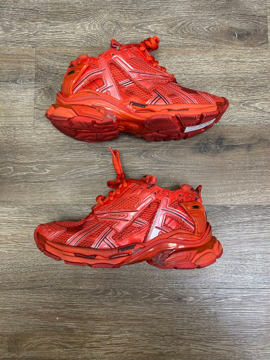 Preowned Balenciaga Runner Triple Red sz.40