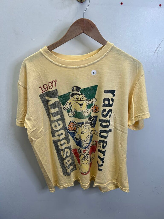 New GV Gallery Yellow Basketball Tee size S