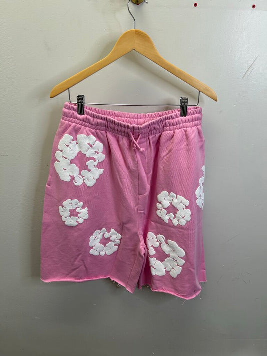 New Denim Tears Wreath Pink Sweatshort size XL