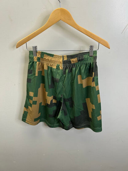 New EE Grey Digital Camp Shorts size L