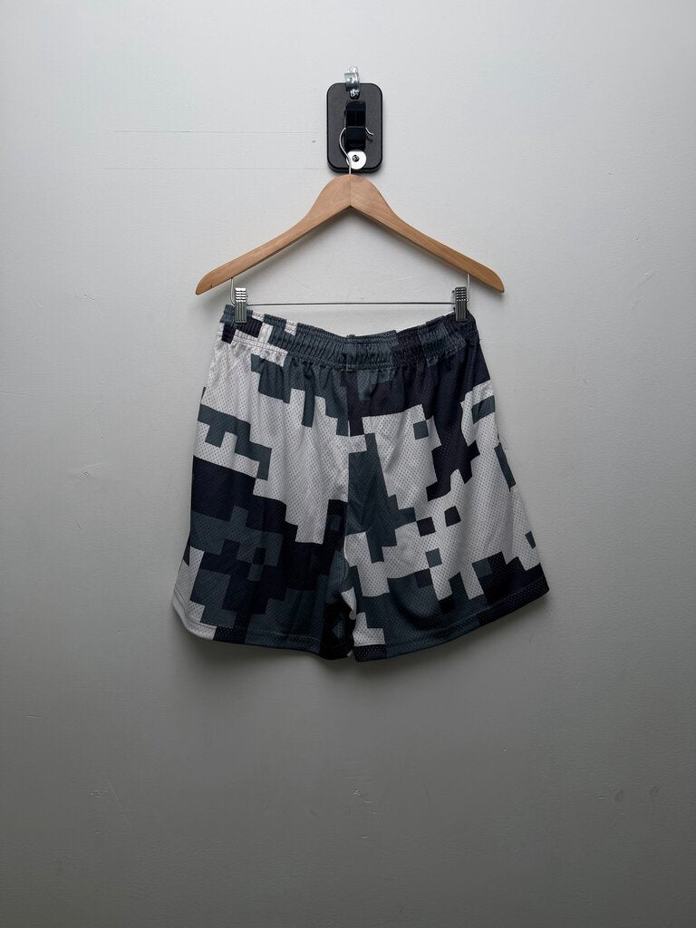 New Eric Emanuel EE Grey Digital Camp Shorts size L