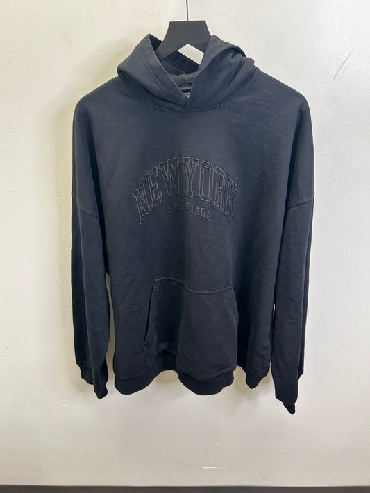 Preowned BB Black NY Hoodie size 3(XL)
