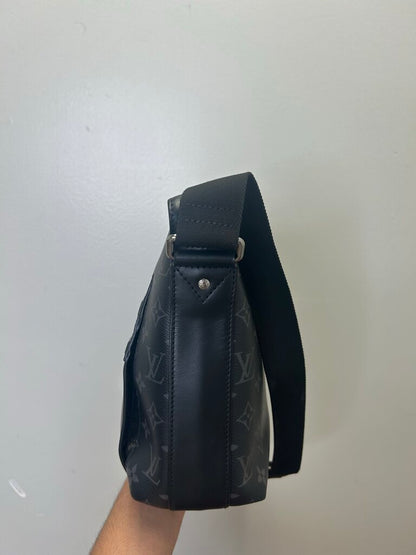 Preowned Louis Vuitton Zipper Monogram Black Side Bag