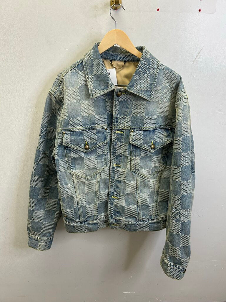 Preowned Louis Vuitton Damier Pharrell Lightwash Denim Jacket sz.54 2025