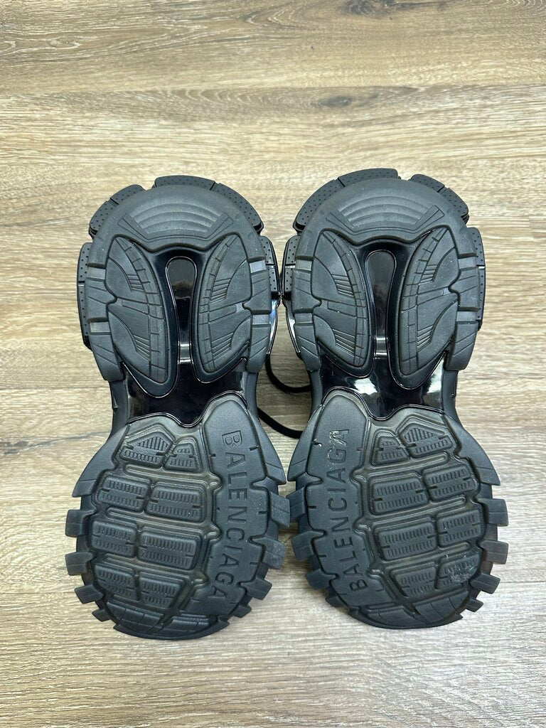 Preowned Balenciaga Track Black Sz 39