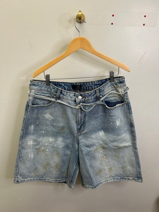 New HMDD Lightwash Ace Jorts Size XS