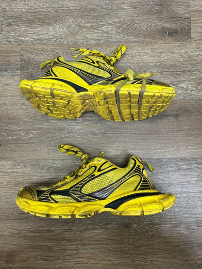 Preowned Balenciaga 3XL Yellow sz.45