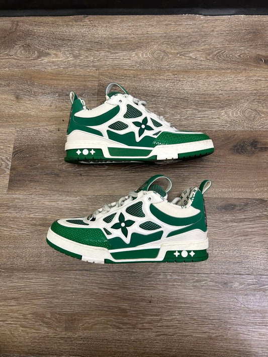 Preowned Louis Vuitton Skate Green size 8.5LV(10.5)