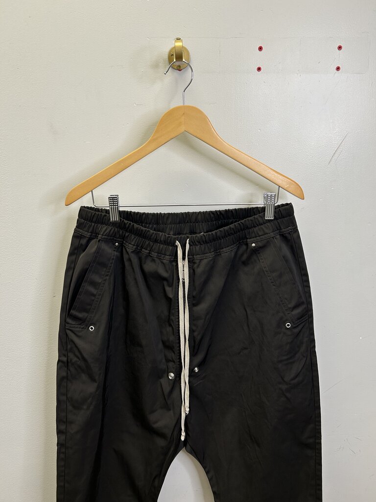 Preowned Rick Owens 3/4 Dark Dust Cargo Pants Size 42
