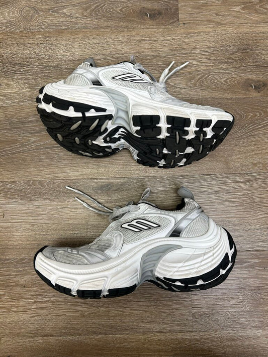 Preowned Balenciaga 6XL Grey Size 41