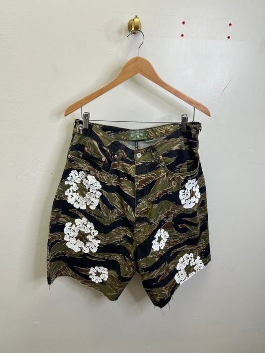 New Denim Tears Camo Wreath Shorts Size Large