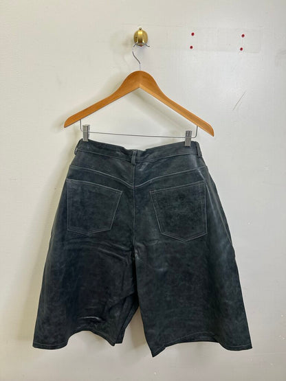 New Gv Gallery Black Leather Shorts Size Large