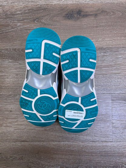 Preowned Chanel Pink Light Blue Trainer sz.39.5