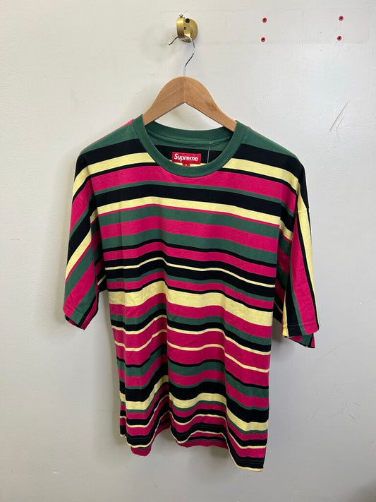 New Supreme Stripe Tee Size Medium