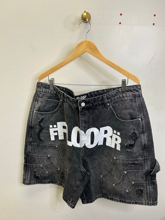 New Floor Black Denim Cargo size 30