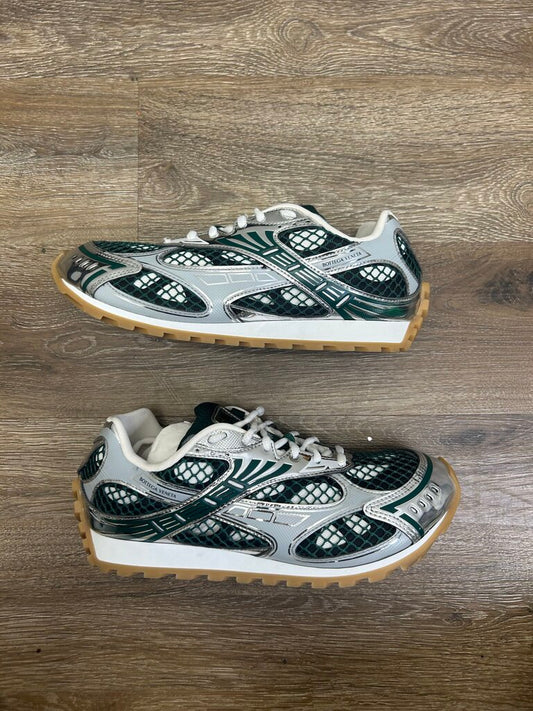 Preowned Bottega Orbit Eagles Green White Silver sz.43(41-42M)