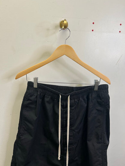Preowned Rick Owens Black Nylon Shorts size M